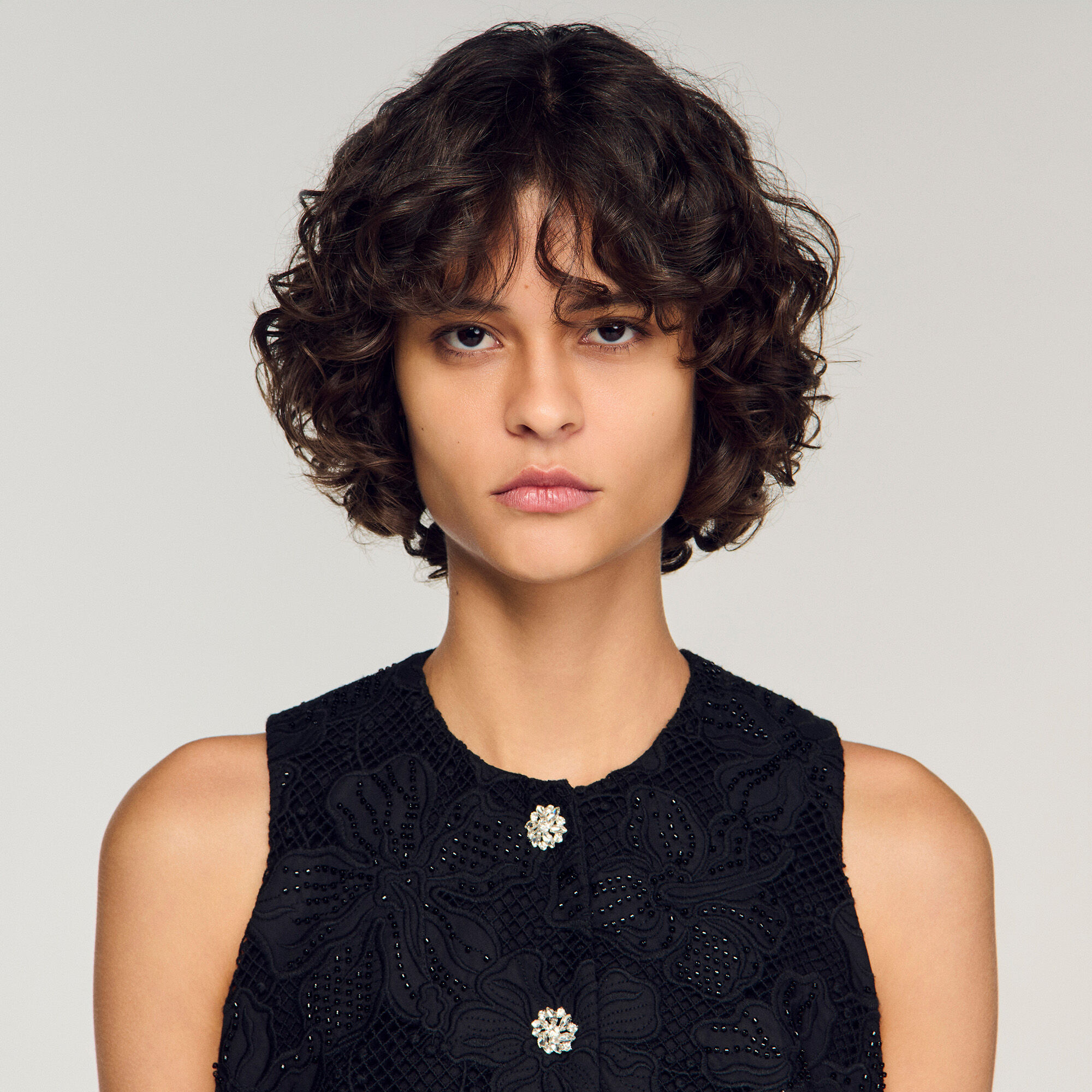 Besticktes Guipure-Crop-Top