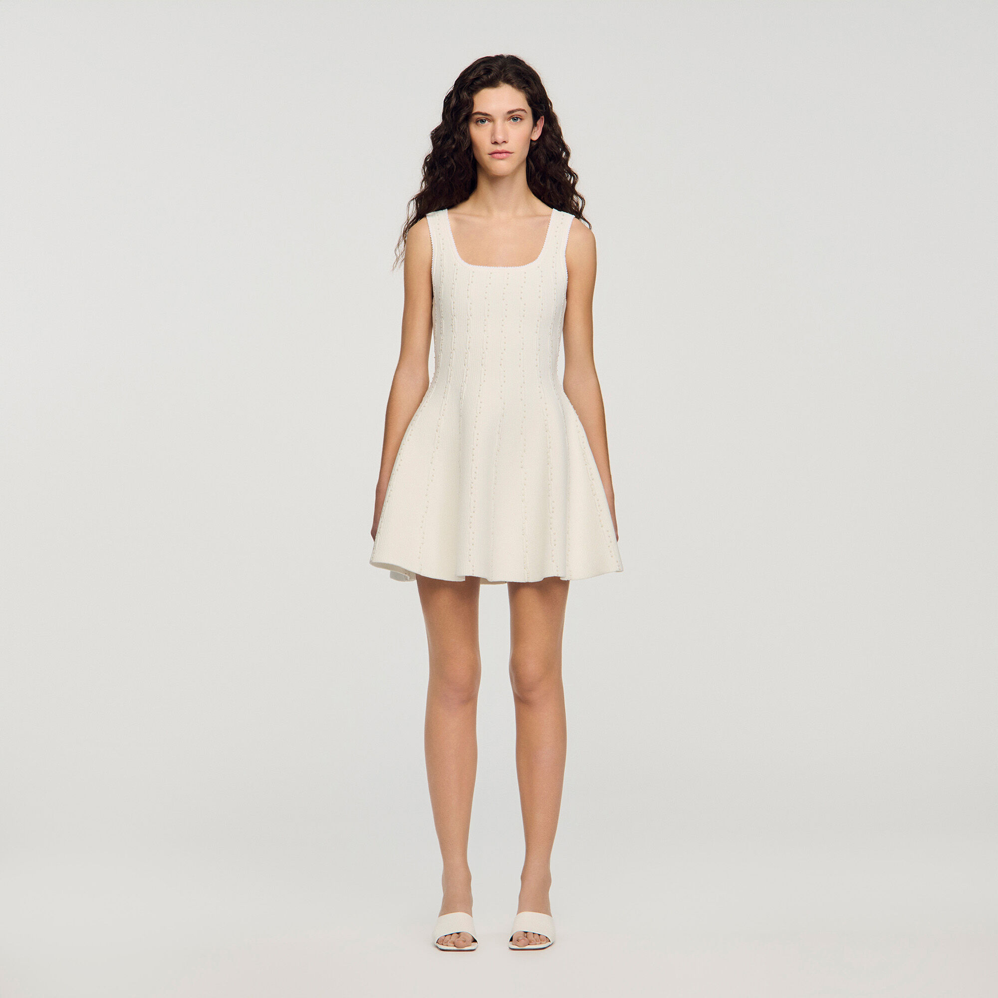 Perlenbestickte Strickmini-Robe