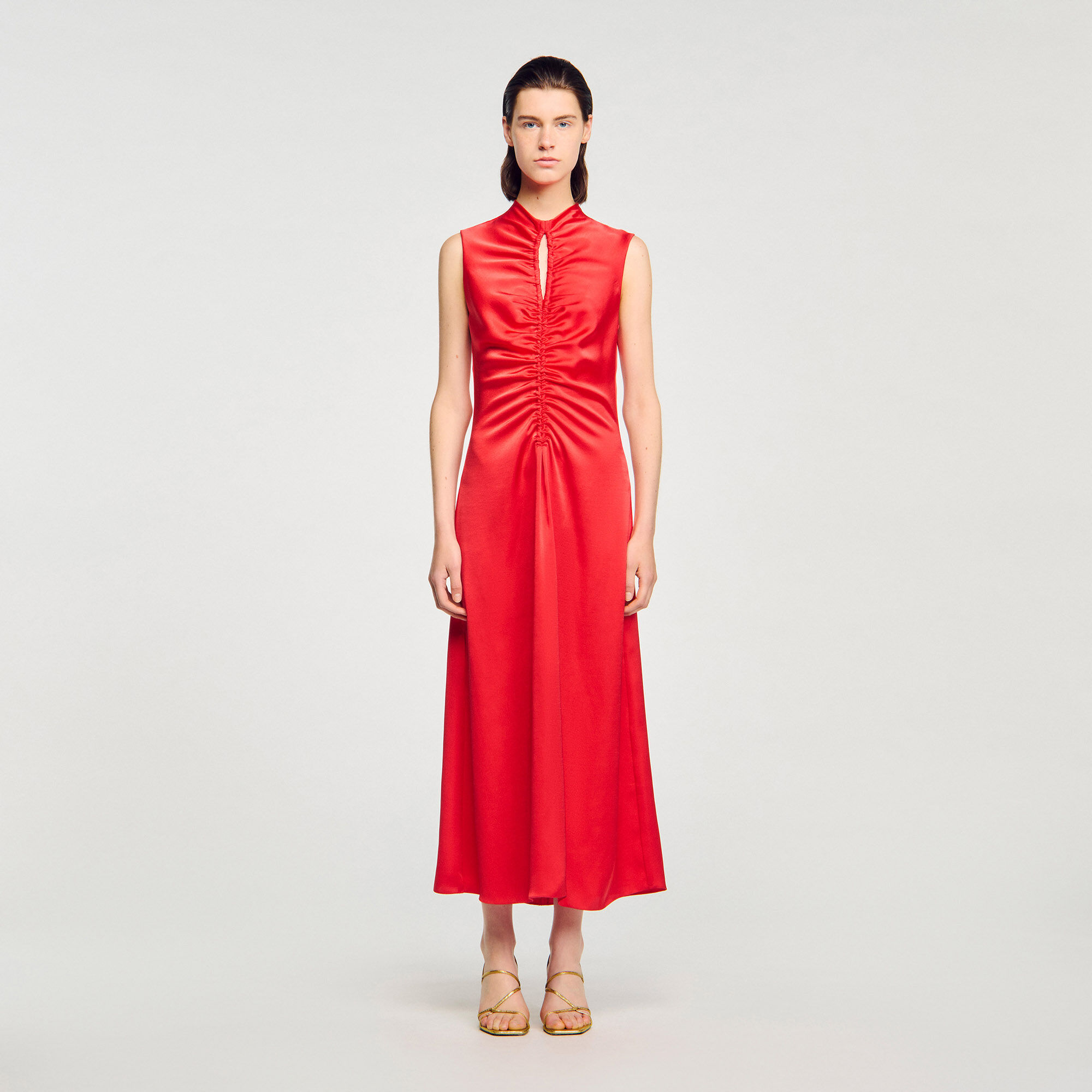 Gefaltetes Kleid mit Satin-Optik