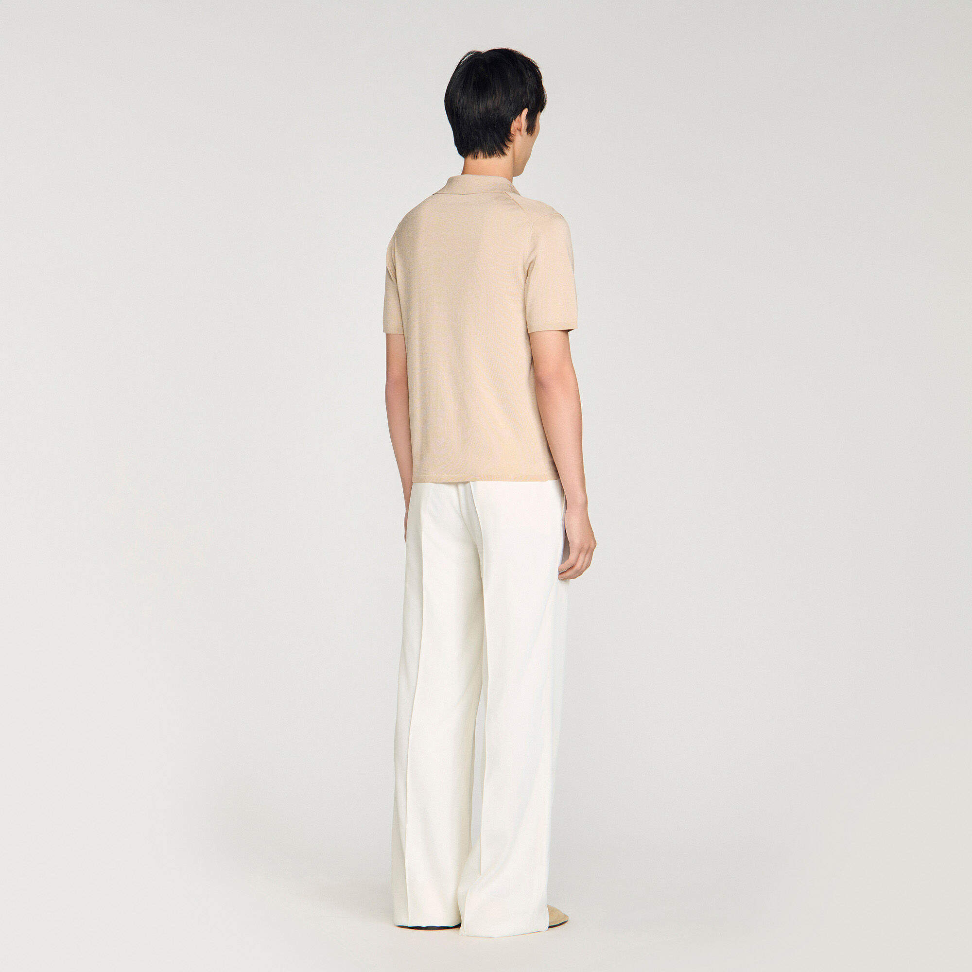Polo-Shirt mit Kurzarm und V-Ausschnitt
