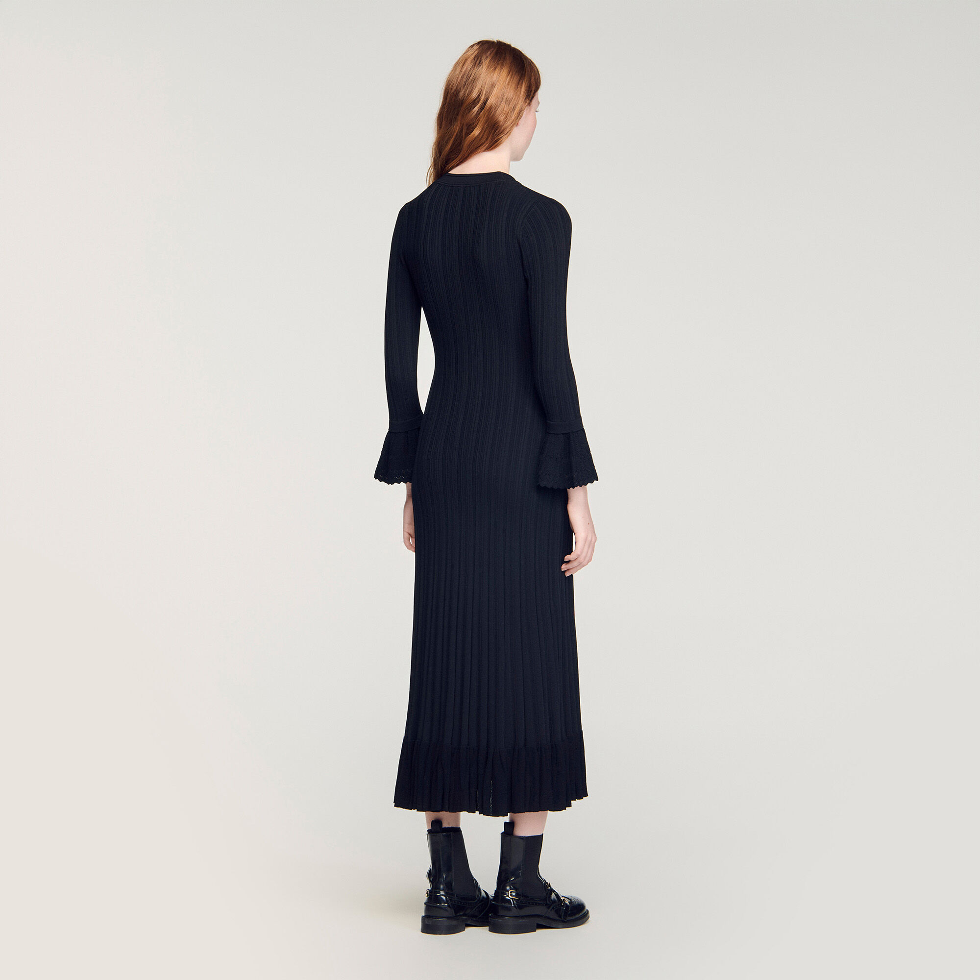 Strick-Maxikleid mit Rüschen