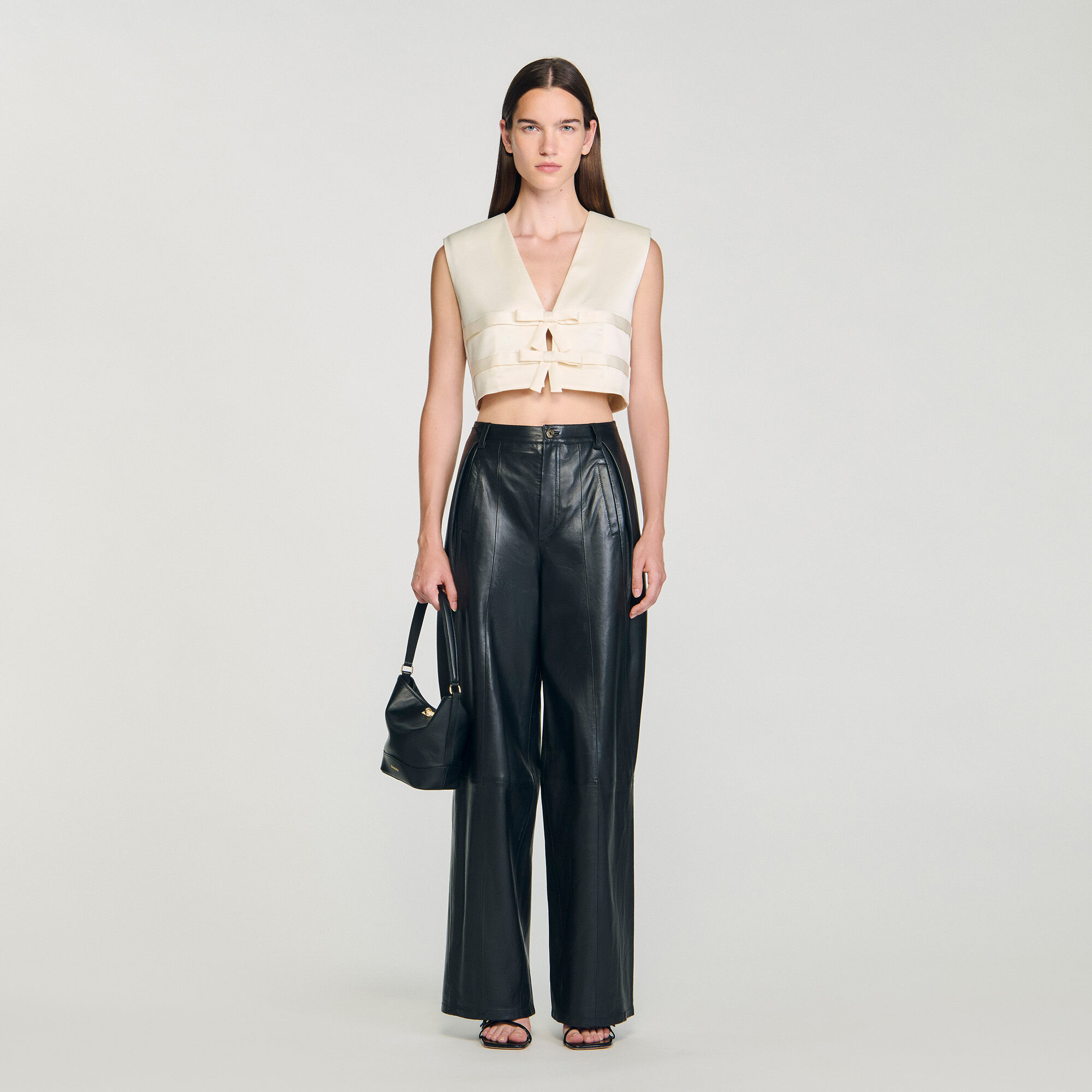 schlüffelloses Satin-Crop-Top