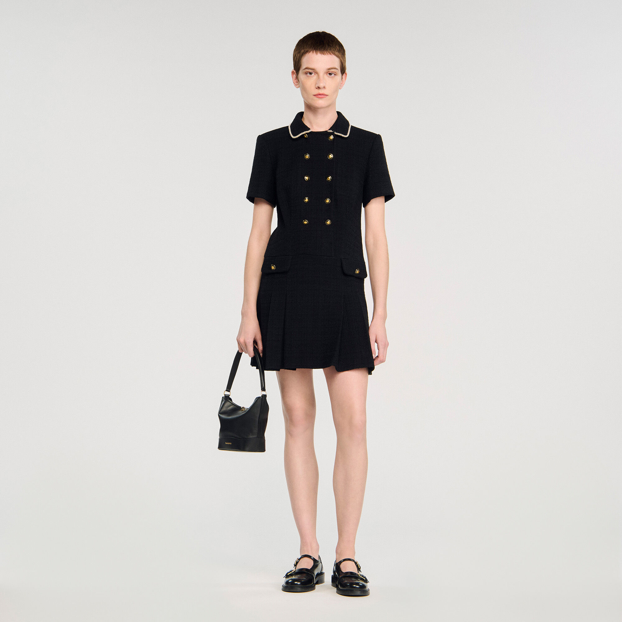 Mini-Kleid aus Tweed mit Knöpfen