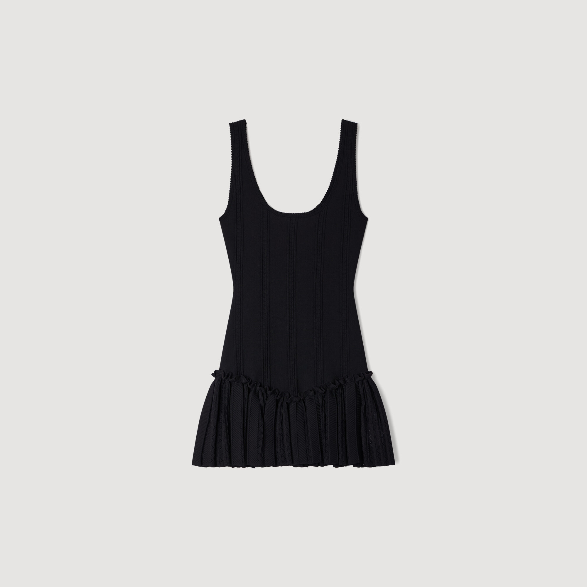 Minikleid aus Strick mit Rüschen
