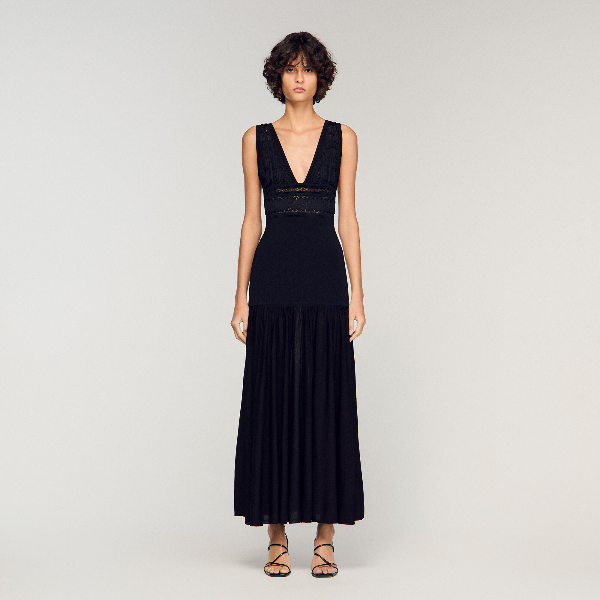 Rüschenstrick-Maxikleid