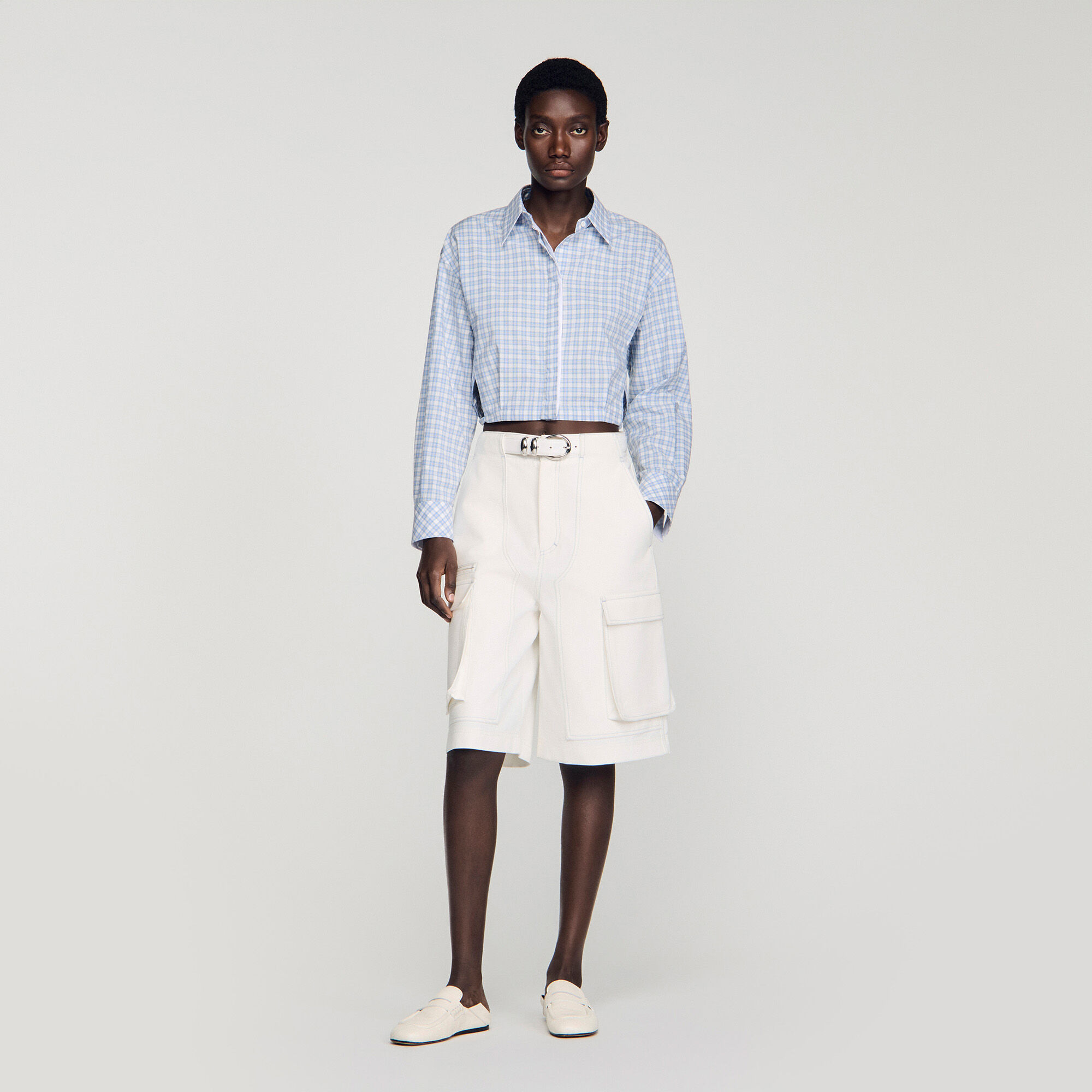 Weite Hosen aus Baumwolle, Bermudashorts