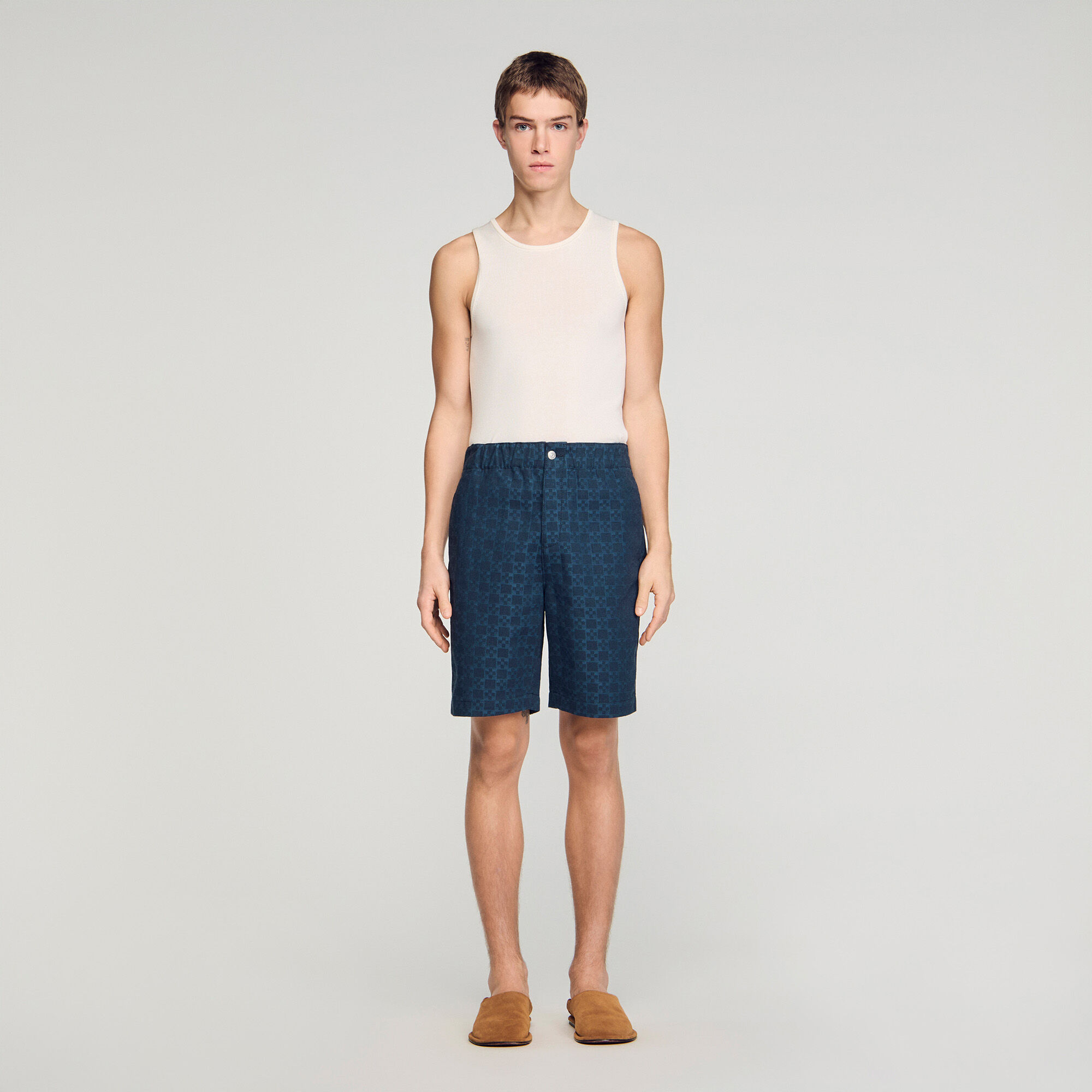Quadratischer Cross Denim-Shorts
