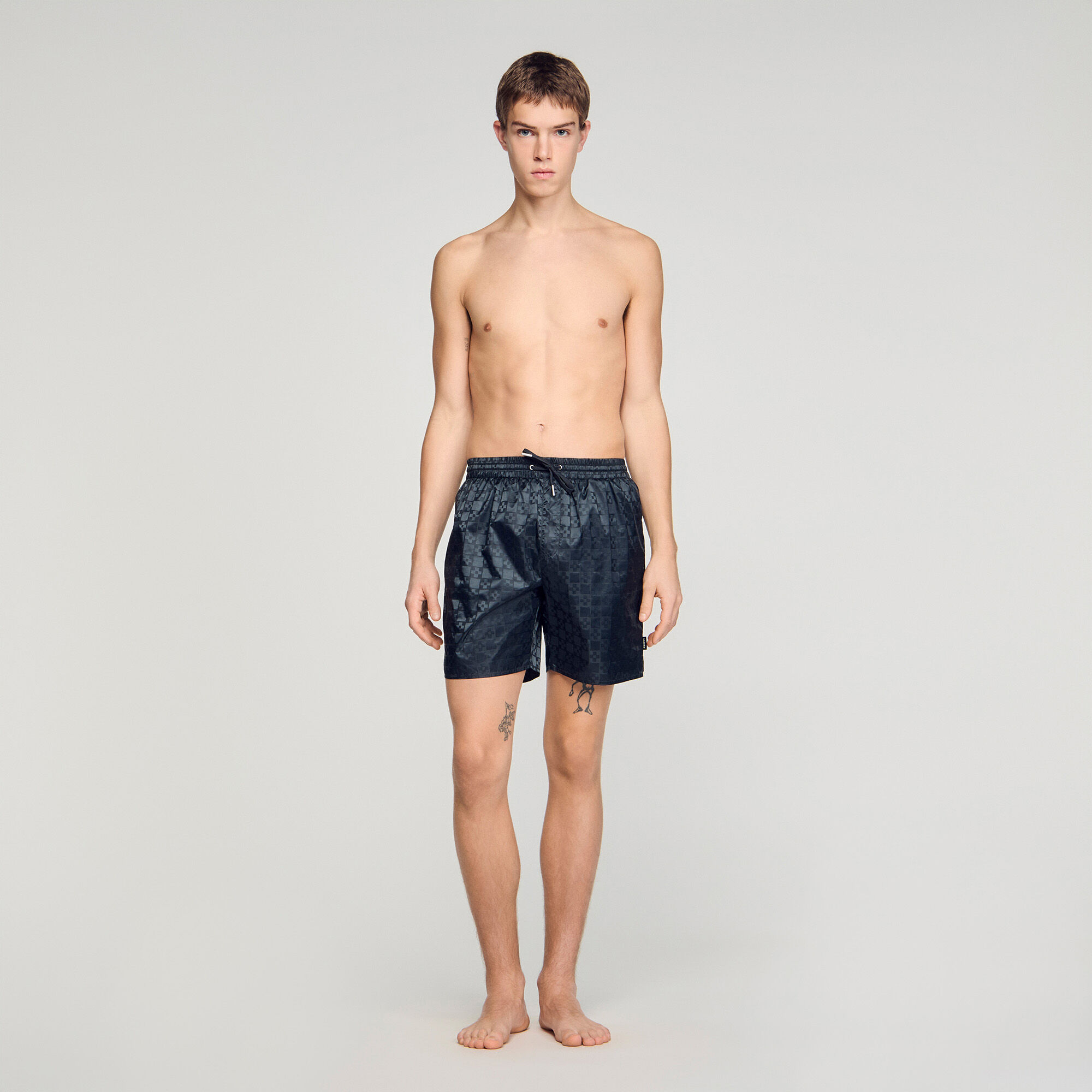 Schwimmshorts mit quadratischem Design