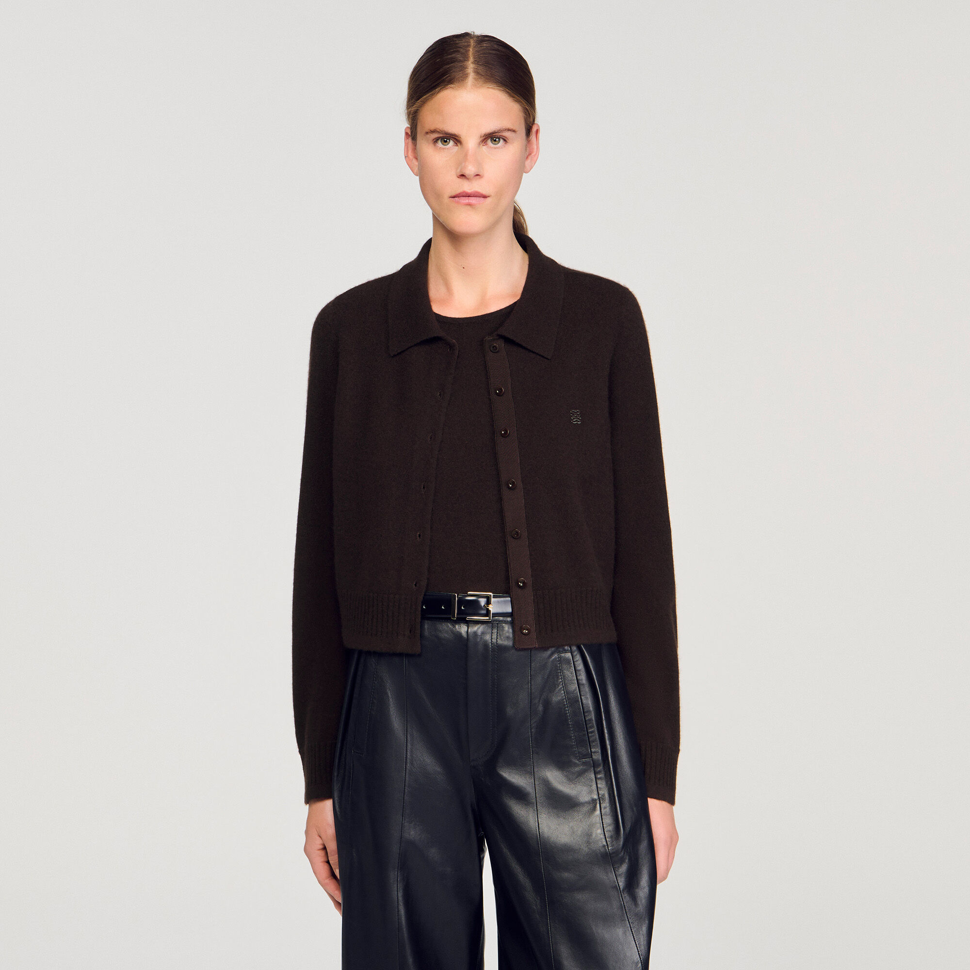 Hemdkragen-Strickjacke