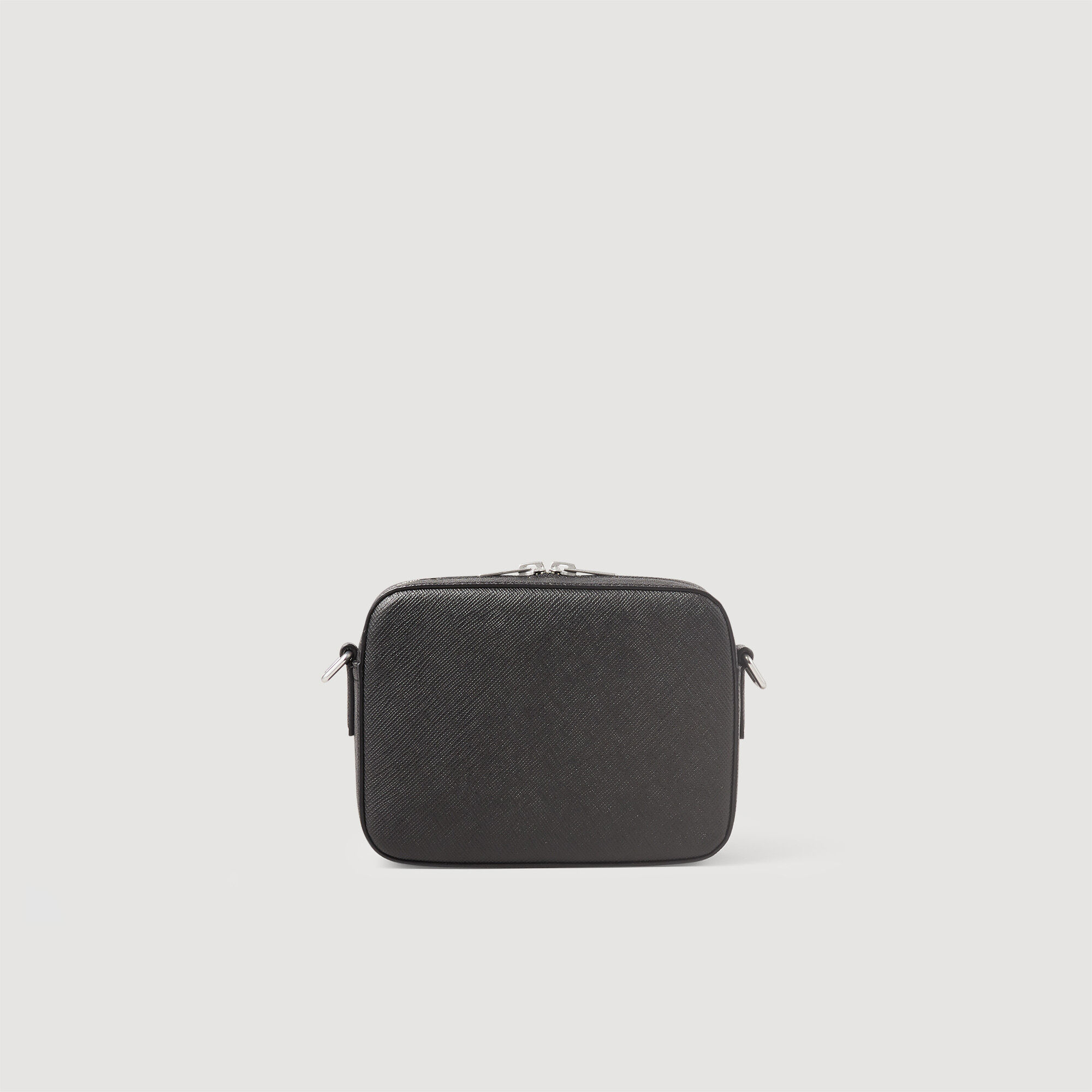 Kleine aus recyceltem Leder hergestellte Tasche