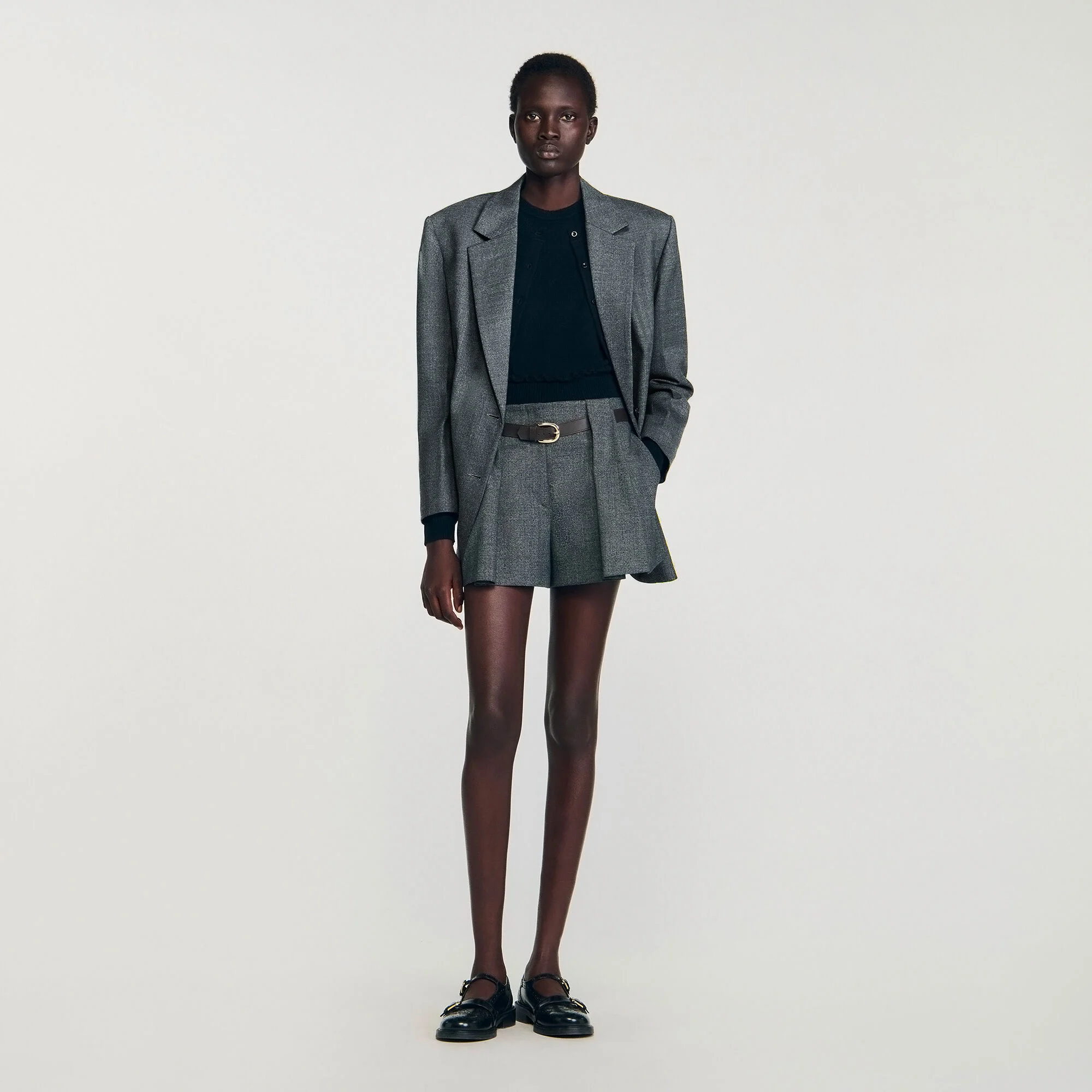 Pleated Shorts mit Gürtel