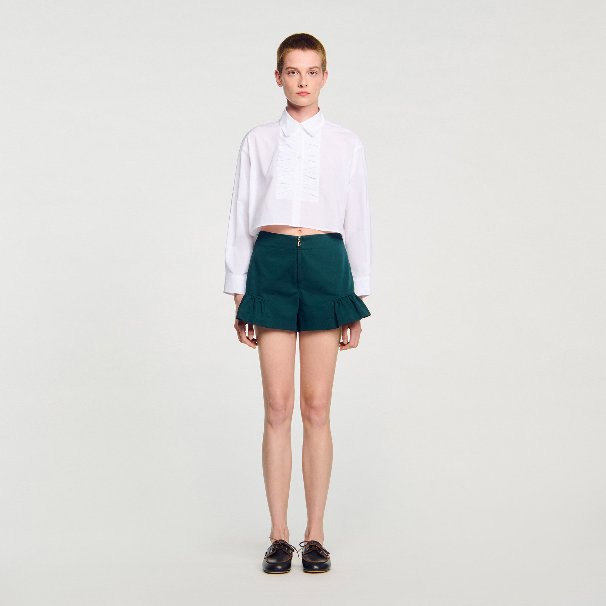 Flare-Shorts mit Rüschen