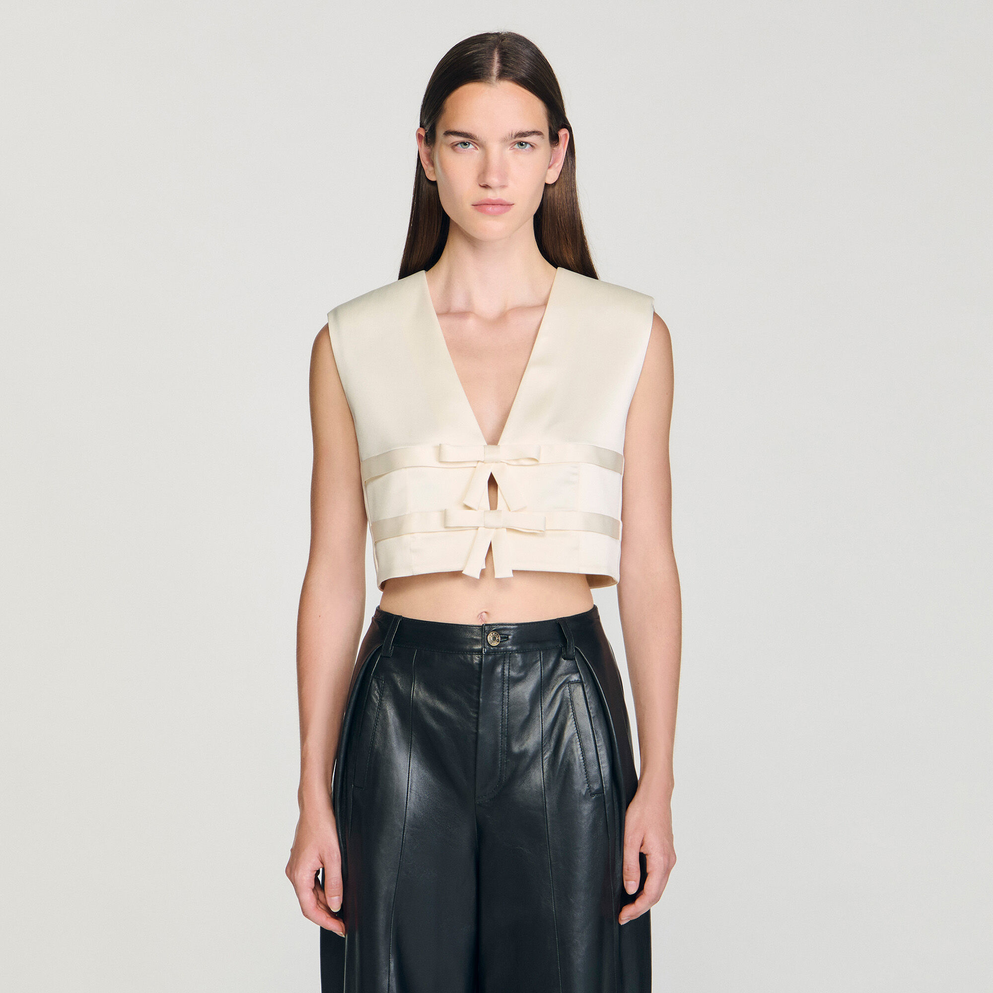 schlüffelloses Satin-Crop-Top