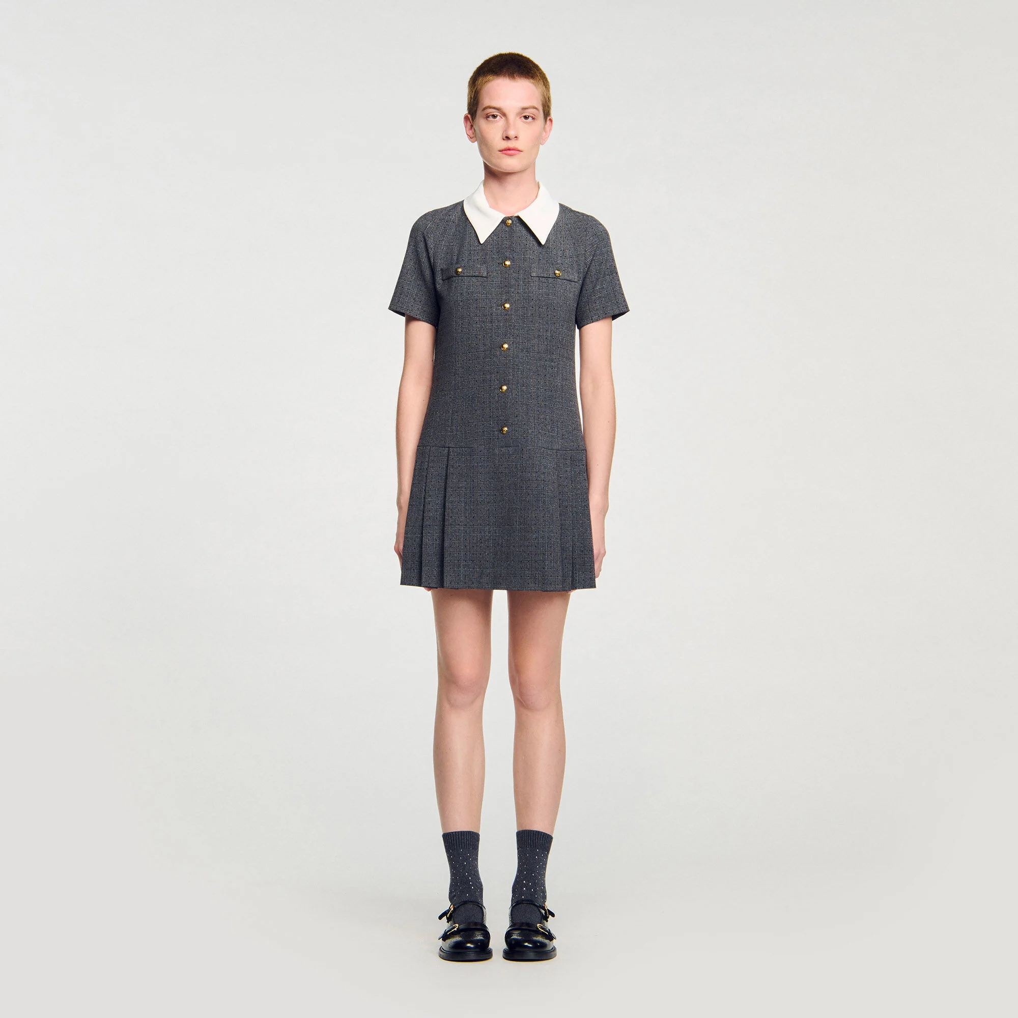 Minikleid mit Puffärmeln und Strasssteinen