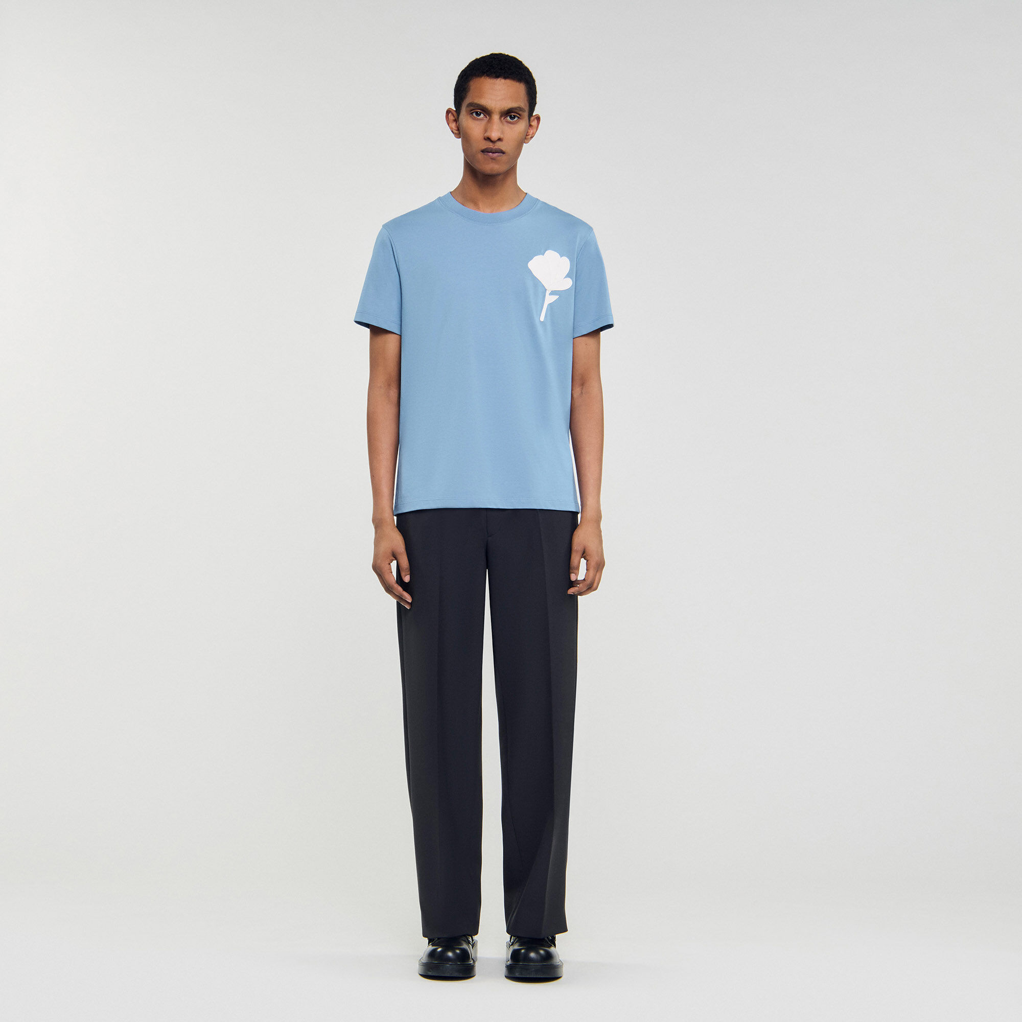 T-Shirt mit Blumen-Applikation